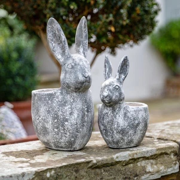 Bonington Bunny Cement Plant Pot 4 Bonington Bunny Cement Plant Pot - Image 4