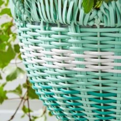 Scalloped Rattan Hanging Basket -Garden and Outdoors 30925781 alt01