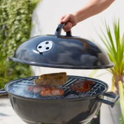 Kettle Charcoal BBQ -Garden and Outdoors 30926365 alt04