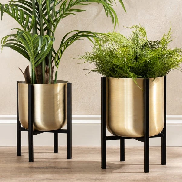 Gold Metal Plant Pot With Black Stand 14 Gold Metal Plant Pot With Black Stand - Image 14